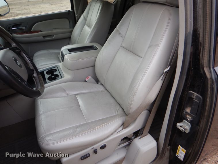 image for item MP9057 2008 Chevrolet Silverado 1500  Ext. Cab pickup truck