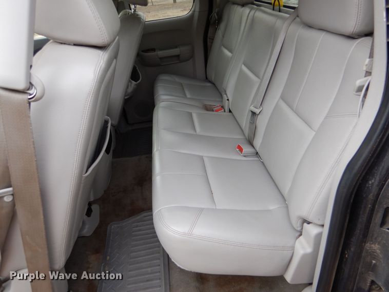 image for item MP9057 2008 Chevrolet Silverado 1500  Ext. Cab pickup truck