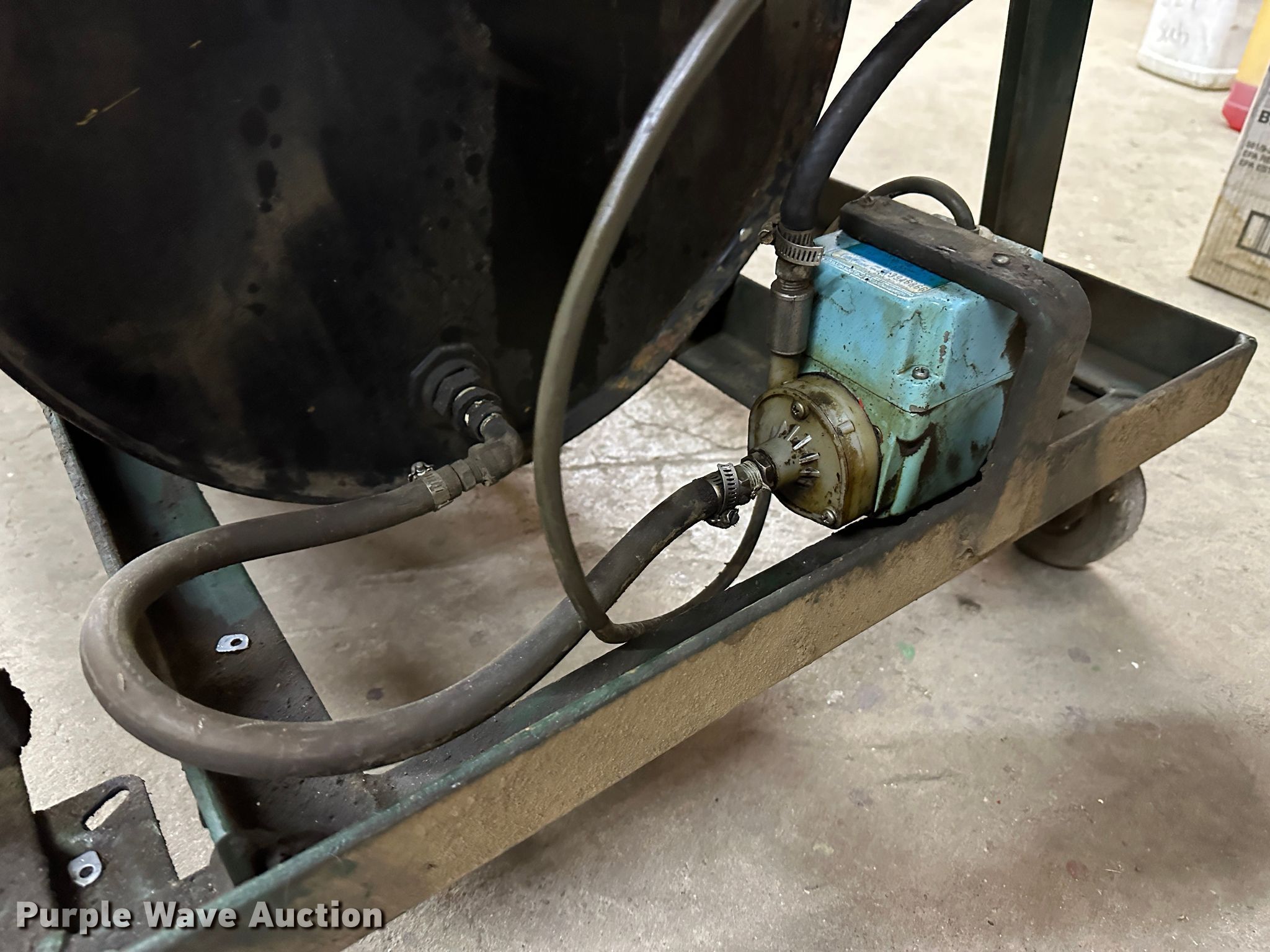 Parts cleaner in Quinter, KS Item JD9622 sold Purple Wave