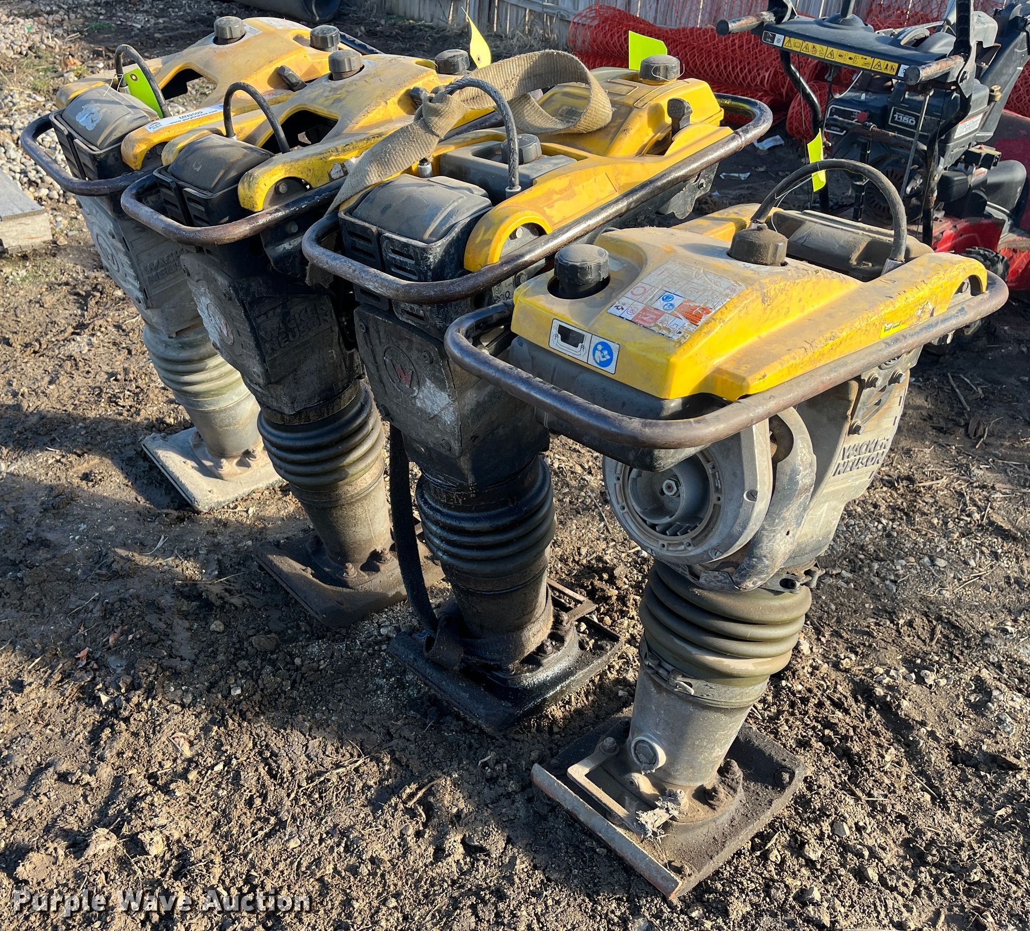 (4) Wacker Neuson plate compactors in Kansas City, KS | Item MN9509 ...