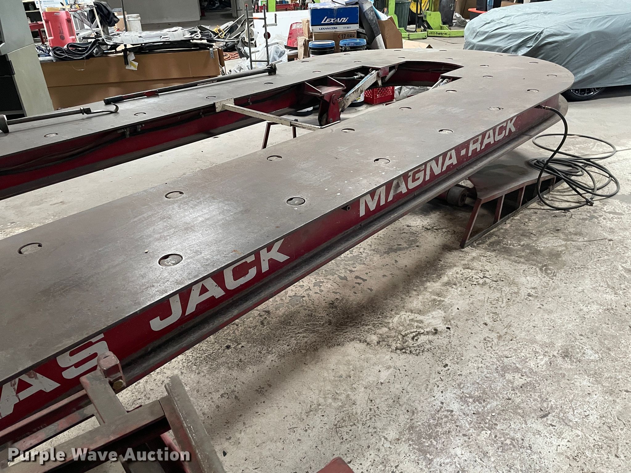 Kansas Jack MagnaRack collision frame straightener in Garden City, KS