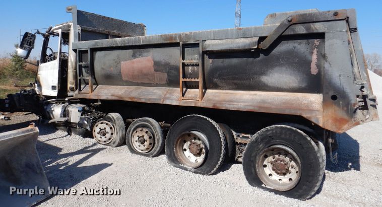 image for item DK2041 2020 Volvo VHD  dump truck