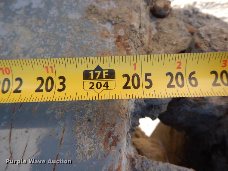 image for item DK2041 2020 Volvo VHD  dump truck