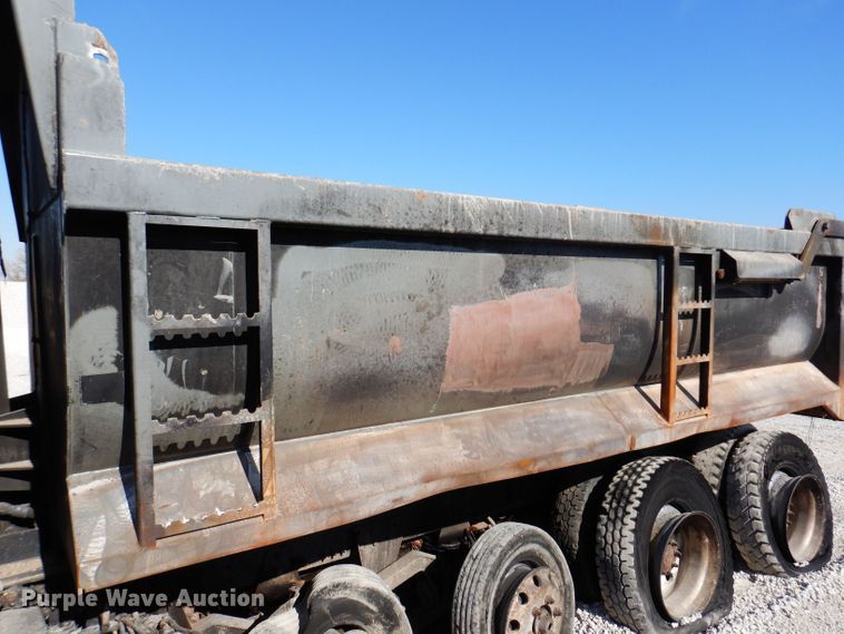 image for item DK2041 2020 Volvo VHD  dump truck