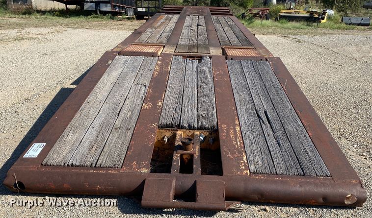 image for item DK6474 1980 Trailmobile 50-L-3FSG oilfield trailer