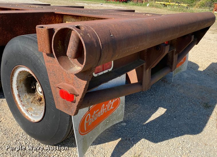 image for item DK6474 1980 Trailmobile 50-L-3FSG oilfield trailer