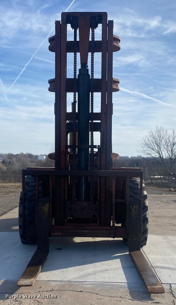 image for item DN8143 Taylor Y-20BW0  forklift