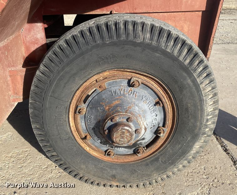 image for item DN8143 Taylor Y-20BW0  forklift