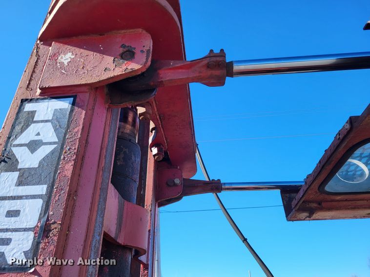 image for item DO3530 1971 Taylor Y-20-BW0  forklift