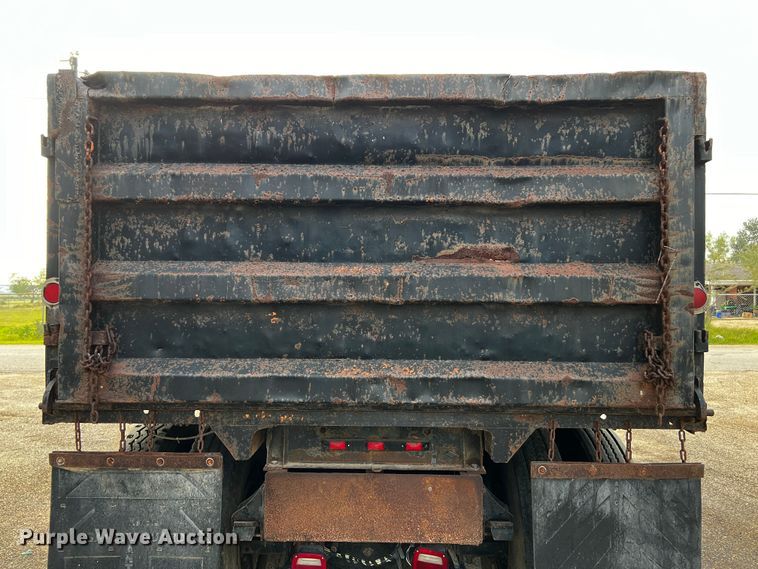 image for item DQ1946 1992 Kenworth T660  dump truck