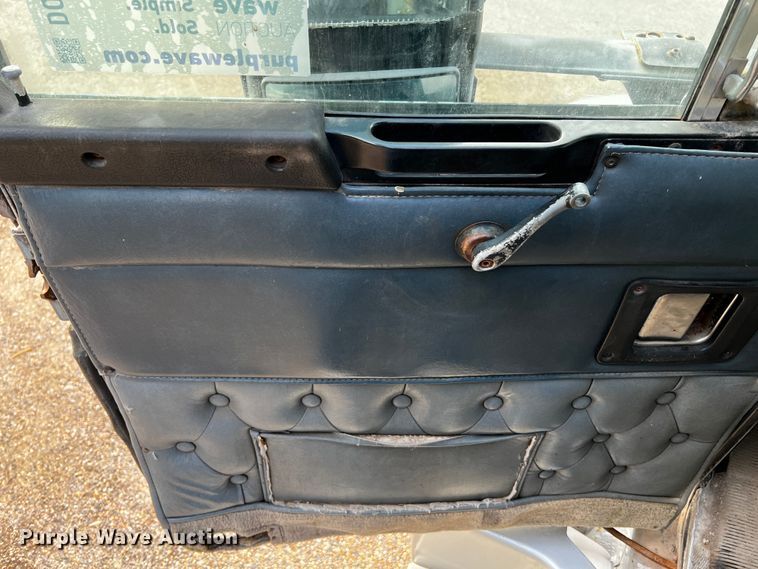 image for item DQ1946 1992 Kenworth T660  dump truck