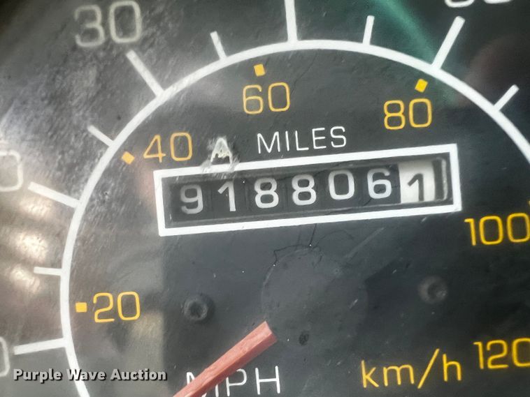 image for item DQ1946 1992 Kenworth T660  dump truck