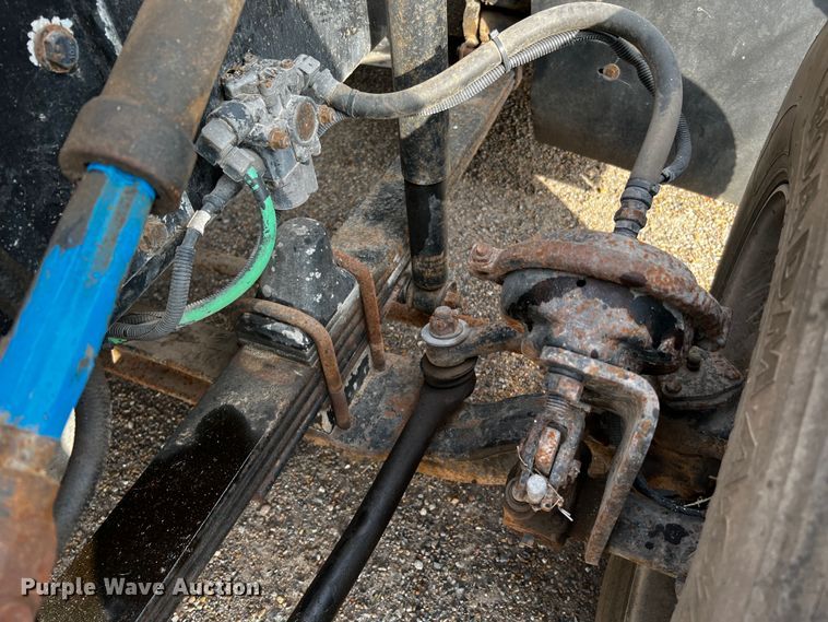 image for item DQ1946 1992 Kenworth T660  dump truck