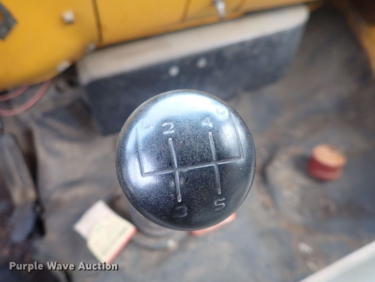 image for item DQ3898 1975 GMC 6000  bucket truck