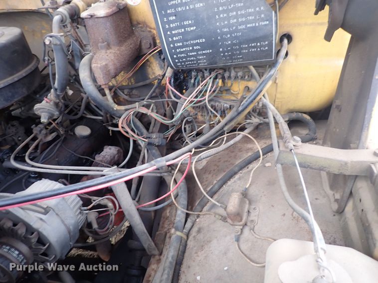 image for item DQ3898 1975 GMC 6000  bucket truck