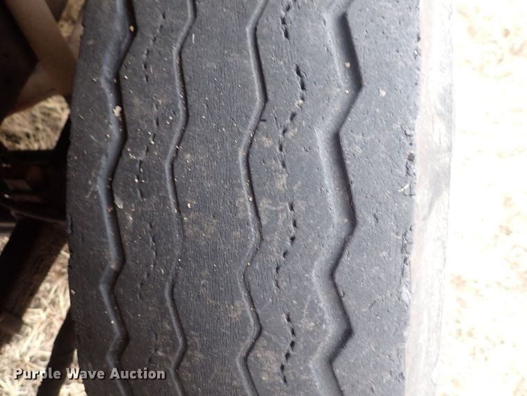 image for item DQ3898 1975 GMC 6000  bucket truck