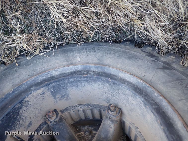 image for item DQ3898 1975 GMC 6000  bucket truck