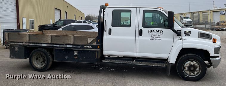 image for item DQ5060 2008 Chevrolet C5500  Crew Cab flatbed truck