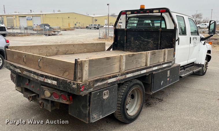 image for item DQ5060 2008 Chevrolet C5500  Crew Cab flatbed truck