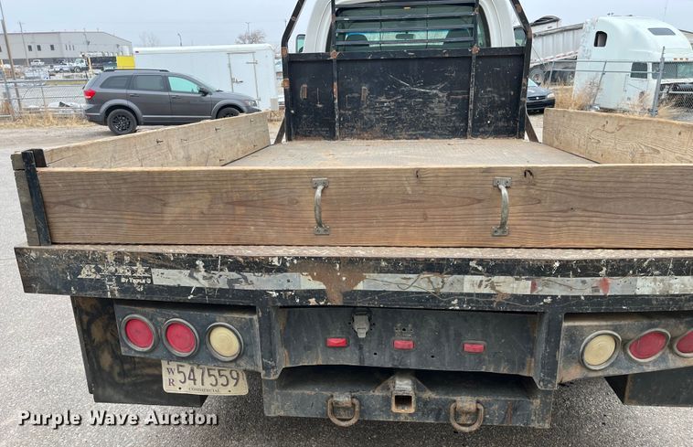 image for item DQ5060 2008 Chevrolet C5500  Crew Cab flatbed truck