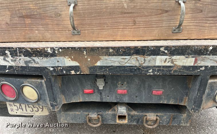 image for item DQ5060 2008 Chevrolet C5500  Crew Cab flatbed truck