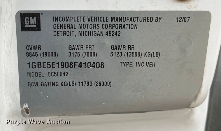 image for item DQ5060 2008 Chevrolet C5500  Crew Cab flatbed truck