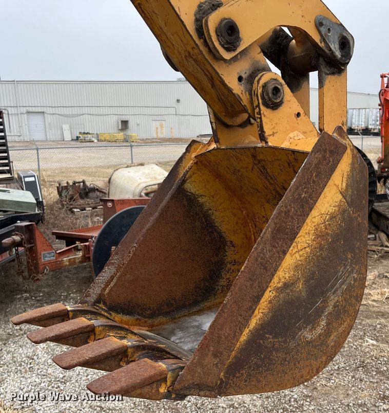 image for item DQ5061 1995 Case 560  trencher