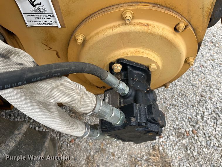 image for item DQ5061 1995 Case 560  trencher