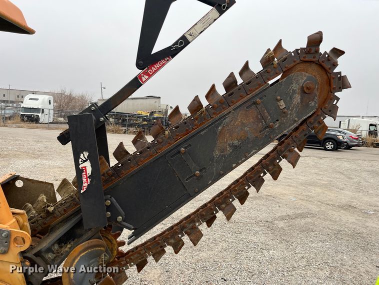 image for item DQ5061 1995 Case 560  trencher