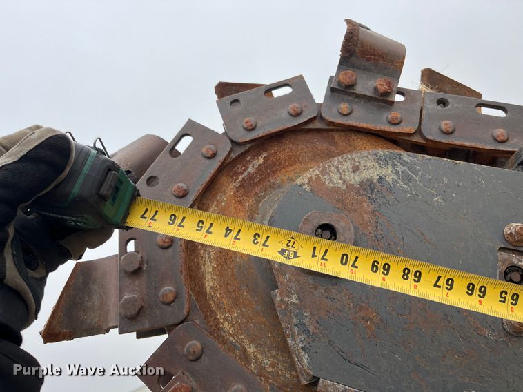 image for item DQ5061 1995 Case 560  trencher