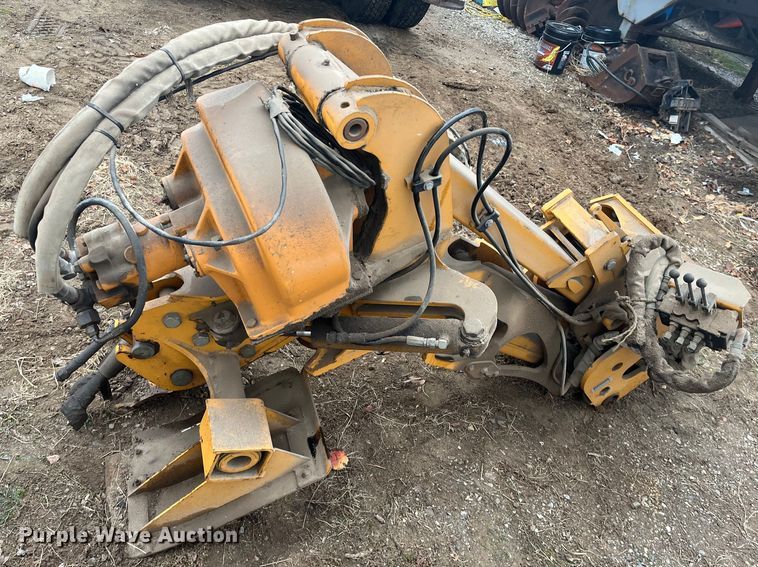 image for item DQ5061 1995 Case 560  trencher