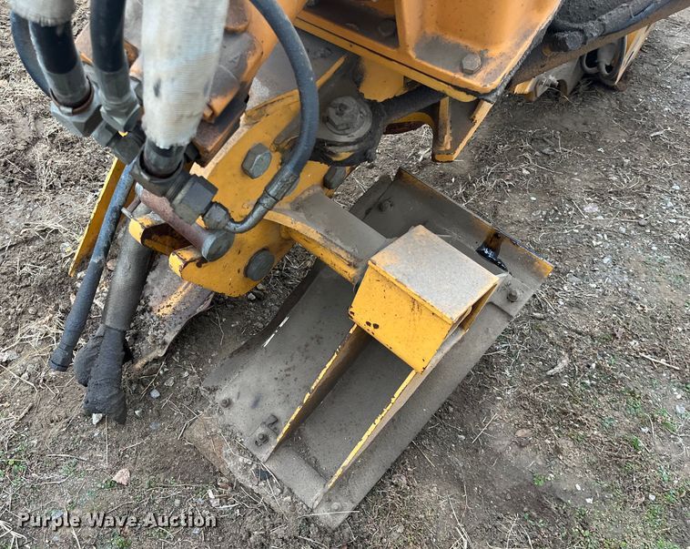 image for item DQ5061 1995 Case 560  trencher