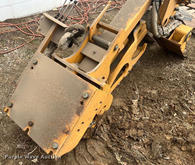 image for item DQ5061 1995 Case 560  trencher
