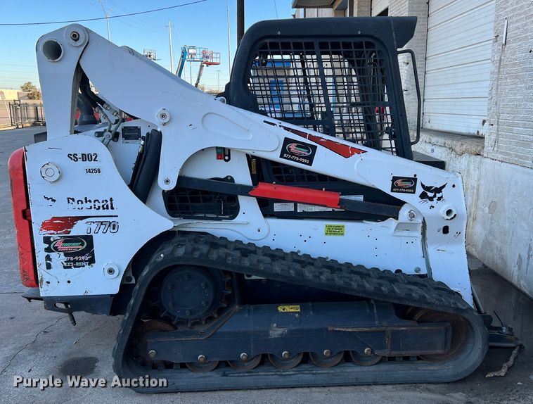 image for item DS2638 2017 Bobcat T770  tracked skid steer loader