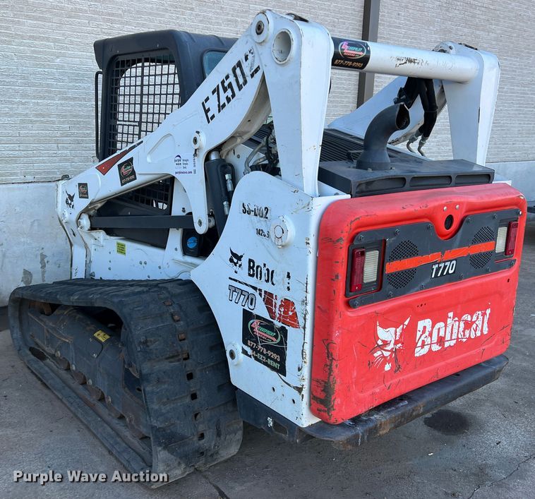 image for item DS2638 2017 Bobcat T770  tracked skid steer loader