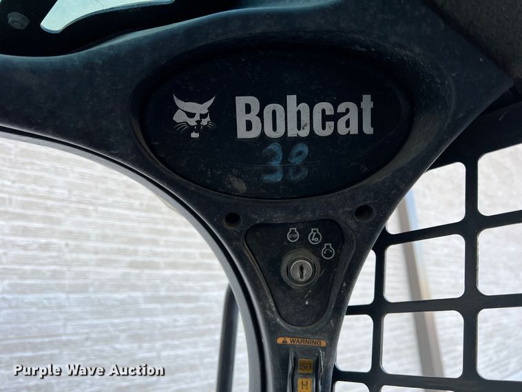 image for item DS2638 2017 Bobcat T770  tracked skid steer loader