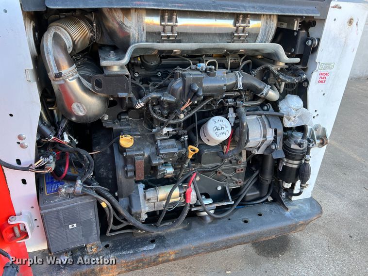 image for item DS2638 2017 Bobcat T770  tracked skid steer loader