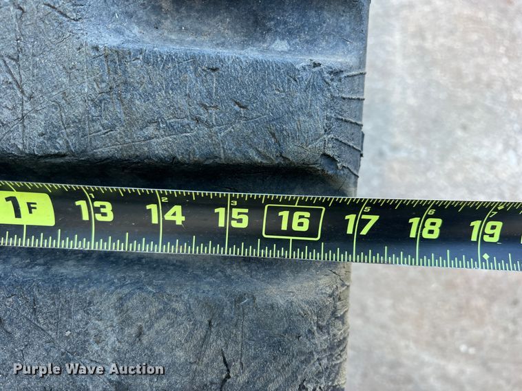 image for item DS2638 2017 Bobcat T770  tracked skid steer loader