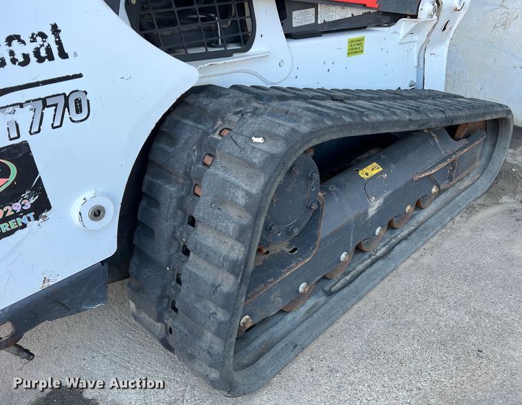 image for item DS2638 2017 Bobcat T770  tracked skid steer loader