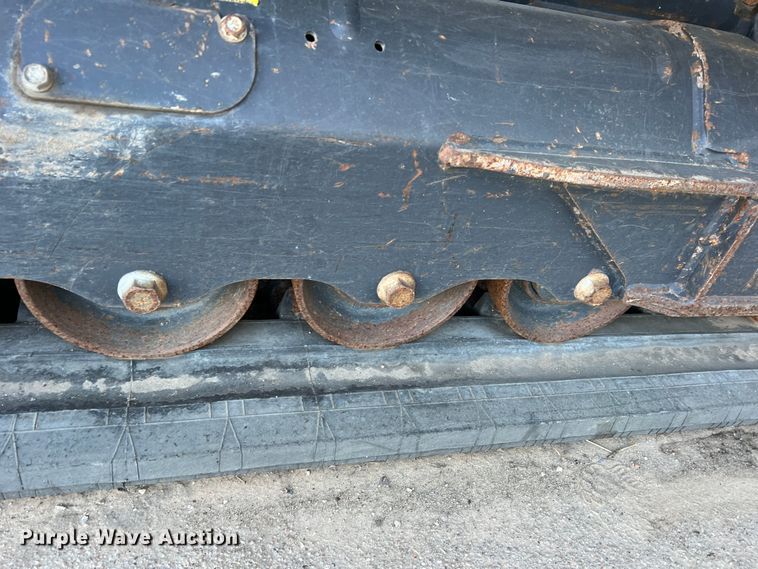 image for item DS2638 2017 Bobcat T770  tracked skid steer loader