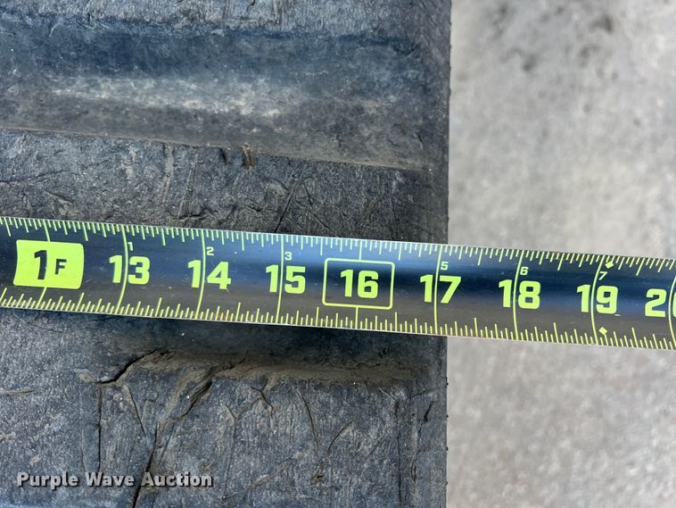 image for item DS2638 2017 Bobcat T770  tracked skid steer loader