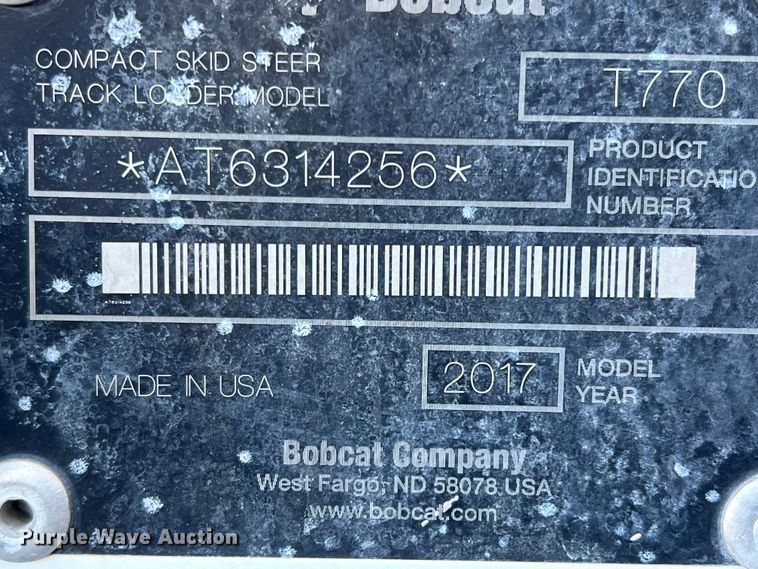image for item DS2638 2017 Bobcat T770  tracked skid steer loader