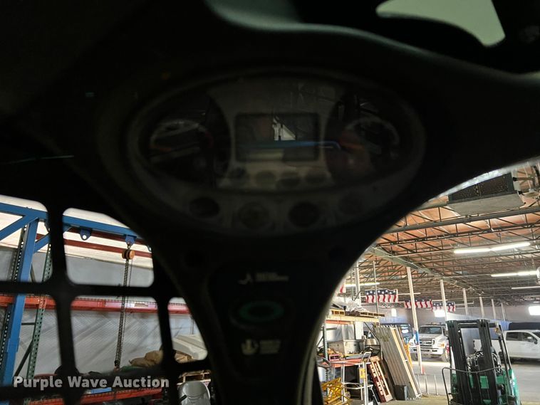 image for item DS2639 2017 Bobcat T770  tracked skid steer loader