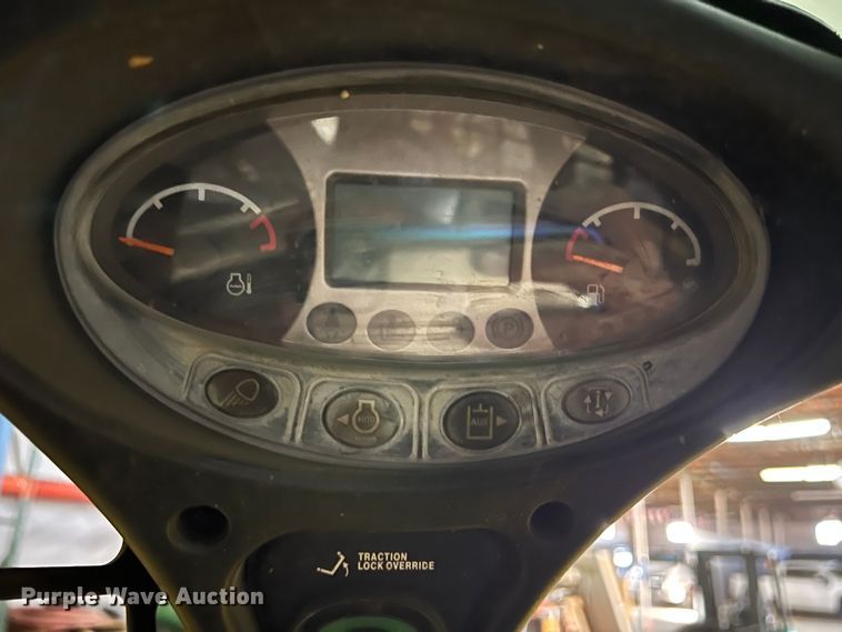 image for item DS2639 2017 Bobcat T770  tracked skid steer loader