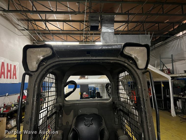 image for item DS2639 2017 Bobcat T770  tracked skid steer loader