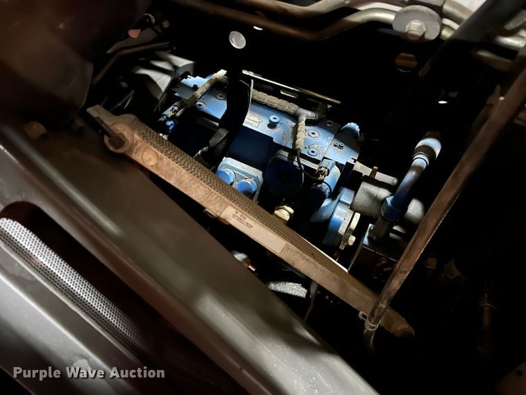 image for item DS2639 2017 Bobcat T770  tracked skid steer loader