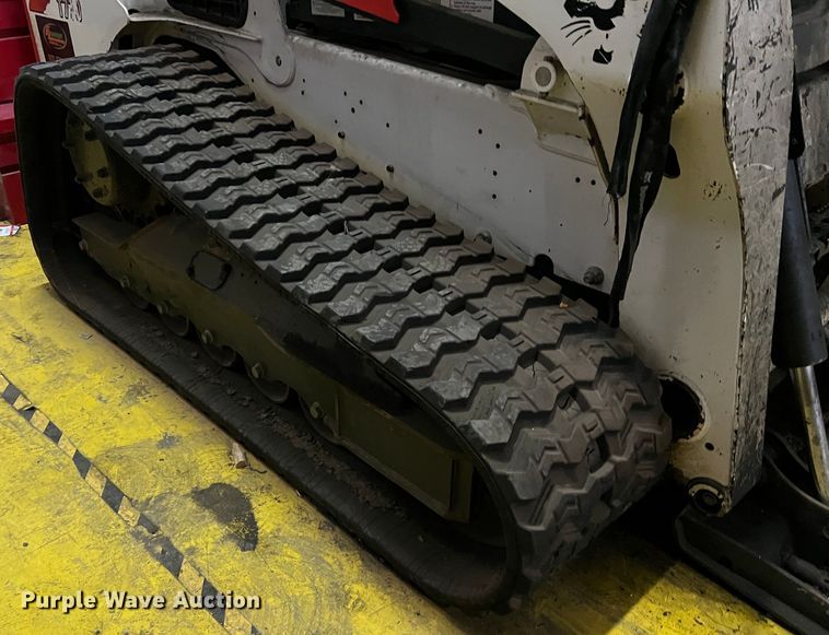 image for item DS2639 2017 Bobcat T770  tracked skid steer loader