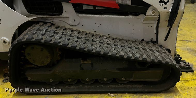 image for item DS2639 2017 Bobcat T770  tracked skid steer loader