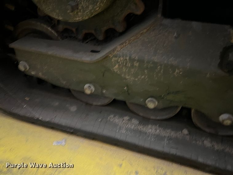 image for item DS2639 2017 Bobcat T770  tracked skid steer loader