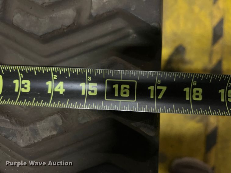 image for item DS2639 2017 Bobcat T770  tracked skid steer loader